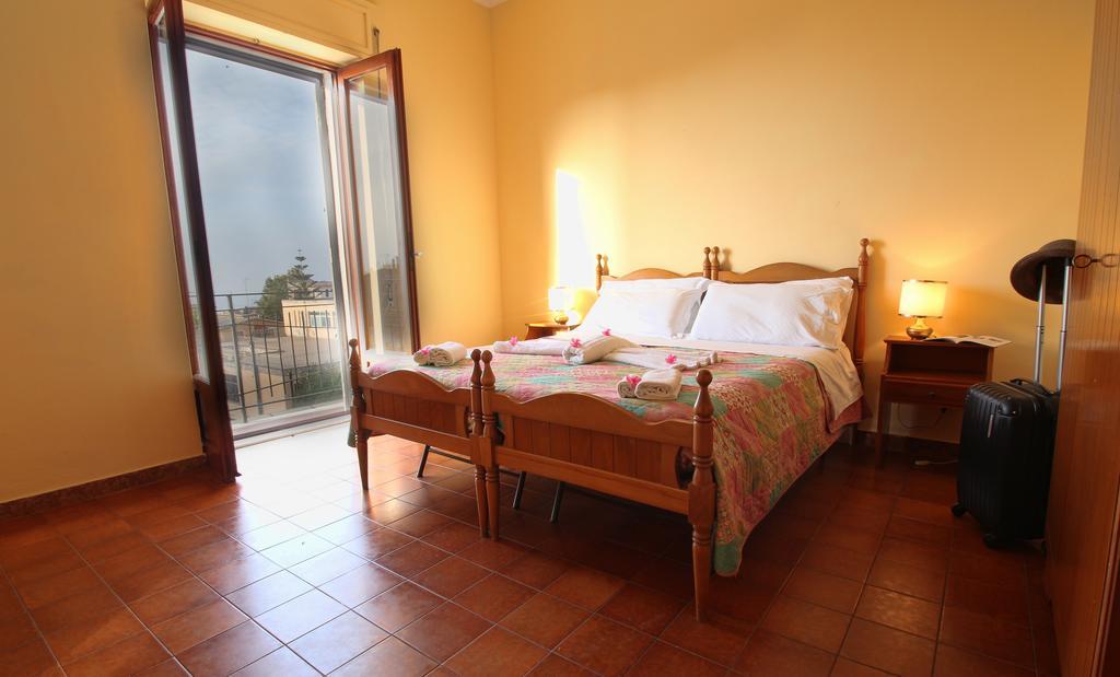 Hotel La Perla Tropea Exteriör bild