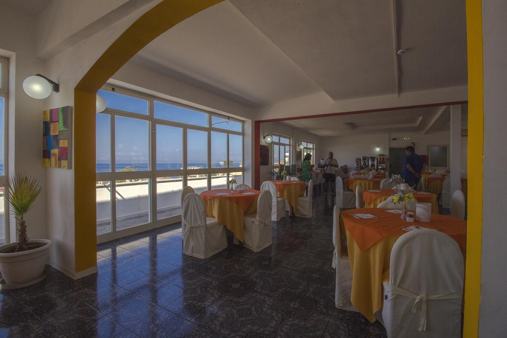 Hotel La Perla Tropea Exteriör bild