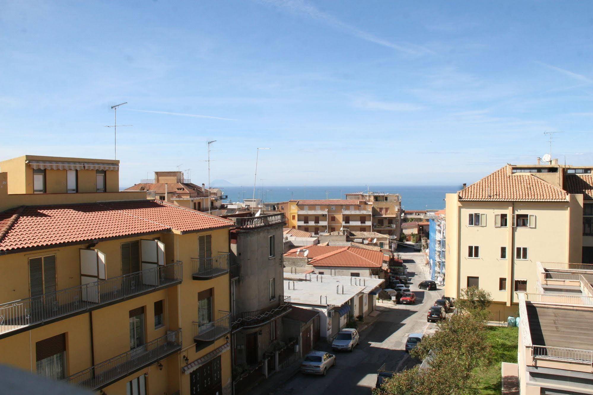 Hotel La Perla Tropea Exteriör bild